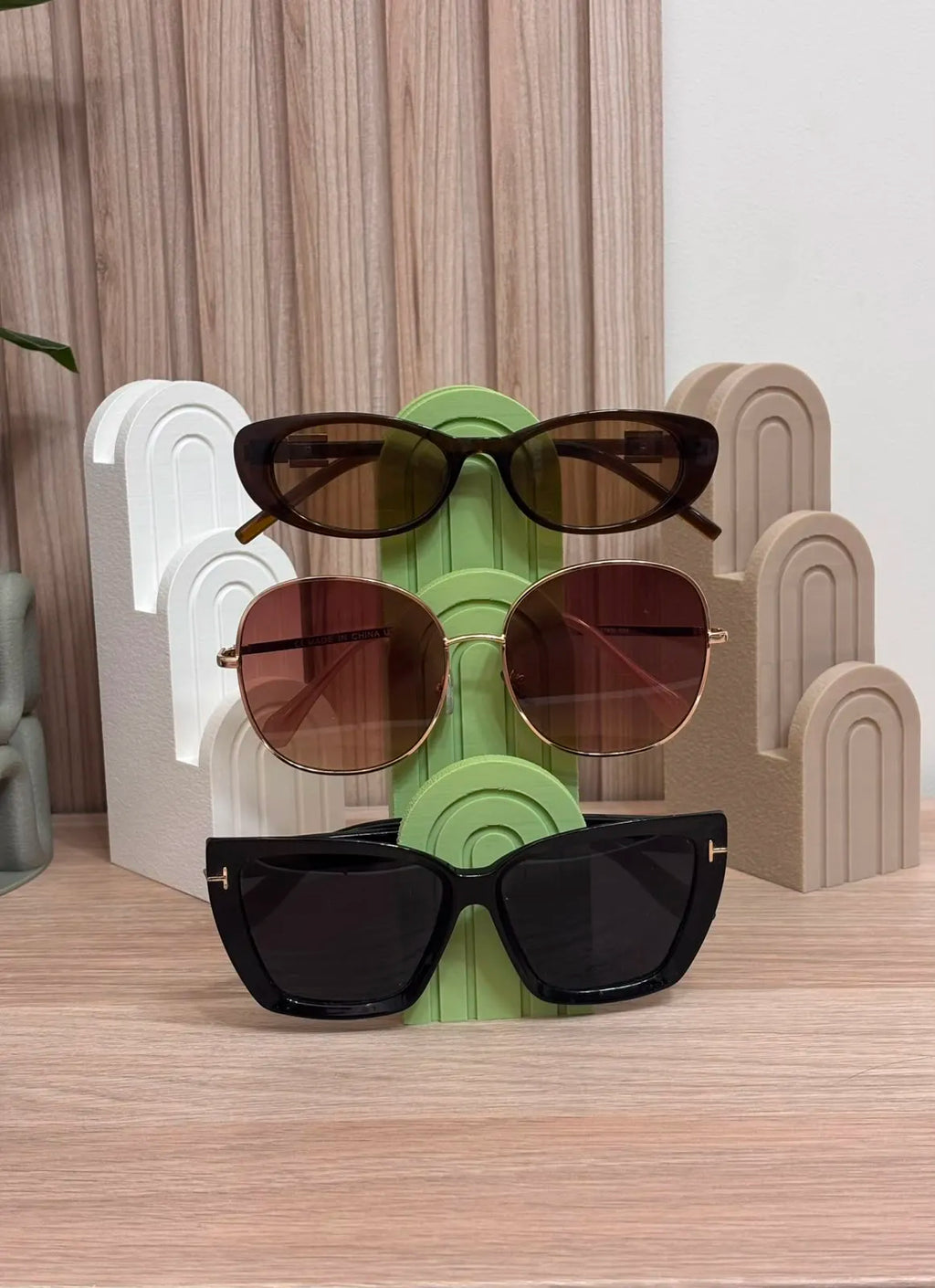 Sunglasses Stand / Display Organizer